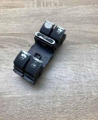 Volkswagen PASSAT B6 Electric window control switch 1K4959857