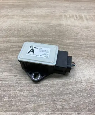 Toyota Avensis T270 ESP acceleration yaw rate sensor 8918305030 0265005719