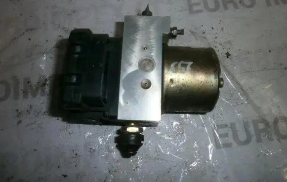 Mitsubishi Space Wagon ABS Pump MR289380 RVRSRUC5