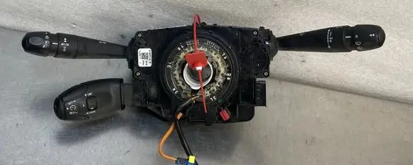 Peugeot 208 I Tailgate/trunk/boot open switch DOPEUGEOTCITROEN