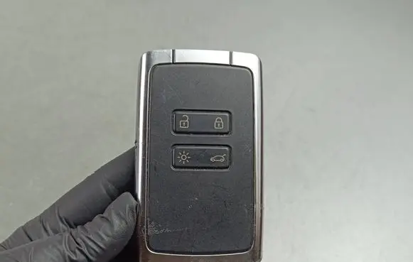 Renault Arkana Ignition key/card