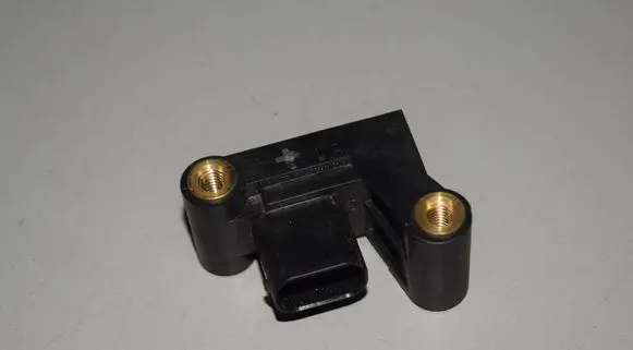 BMW 5 E60 E61 Airbag deployment crash/impact sensor 6977398