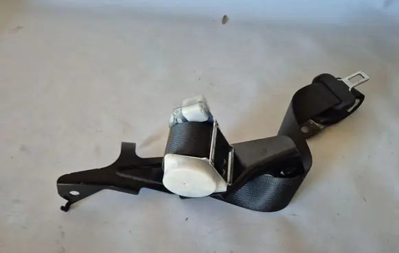 Subaru Impreza V Rear seatbelt 2510843 200701460216