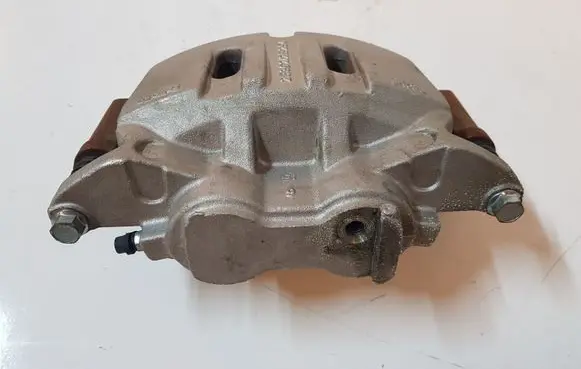 Ford Mustang VI Front brake caliper 2B3022B294