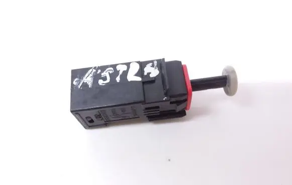 Clutch pedal sensor