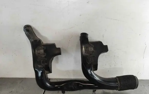 Volvo XC90 Air intake hose/pipe 30636760