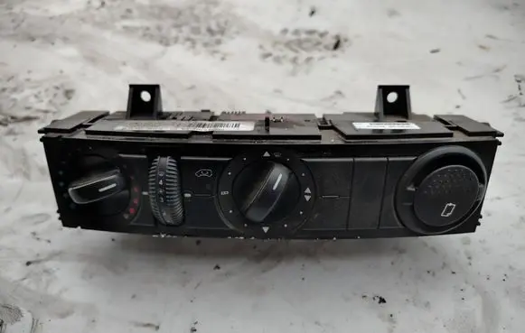 Mercedes-Benz Sprinter W906 Climate control unit A9068300185KZ