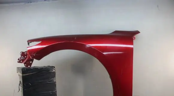 Mazda 3 III Fender mounting bracket