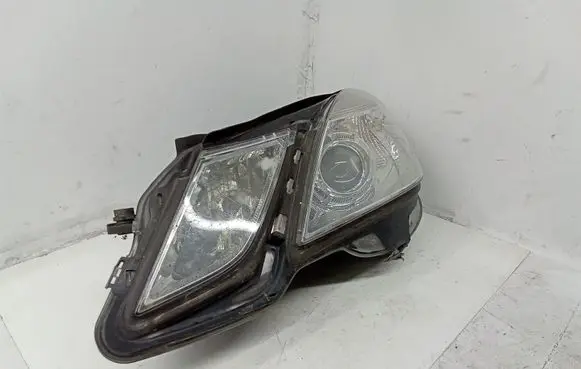Mercedes-Benz E W212 Headlight/headlamp A2128208361 1LL01080003