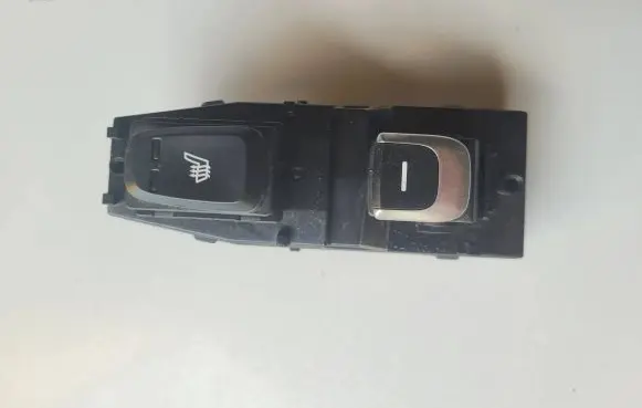 KIA Sportage Electric window control switch 93590D9000 PPR00 190806C000591
