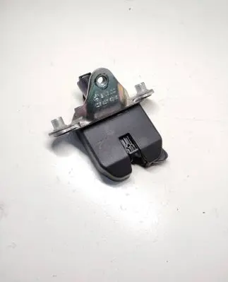 Skoda Octavia Mk2 (1Z) Tailgate/trunk/boot lock/catch/latch 1Z5827501E