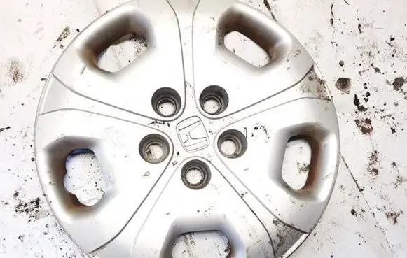 Honda FR-V R15 wheel hub/cap/trim 44733sjd000 44733-sjd-000