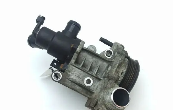 Mercedes-Benz B W246 W242 Water pump A6512000501