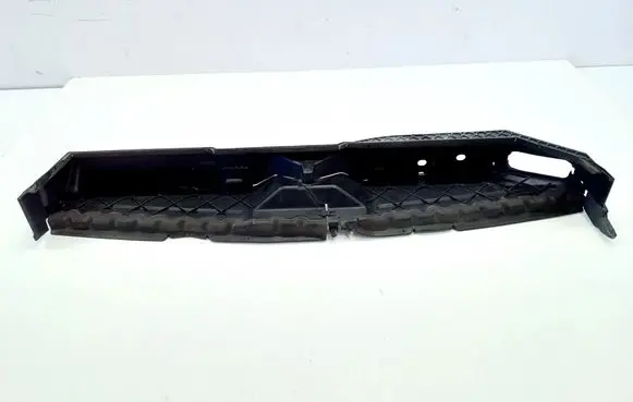 Opel Astra K Intercooler air guide/duct channel 13487731 332155568