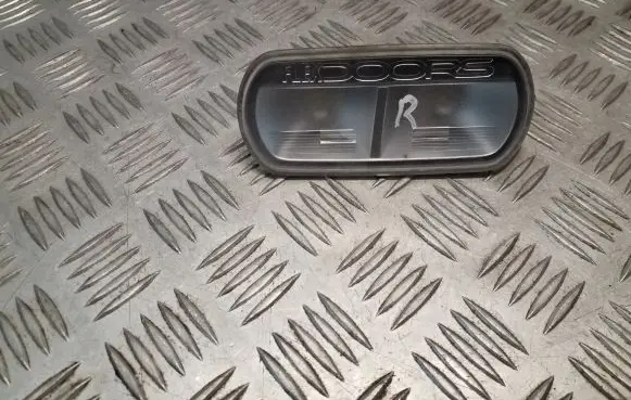 Opel Meriva B Rear door interior light 13306021