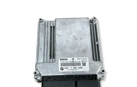 BMW 5 E60 E61 Engine control unit/module 0281012190 7802266 171027317