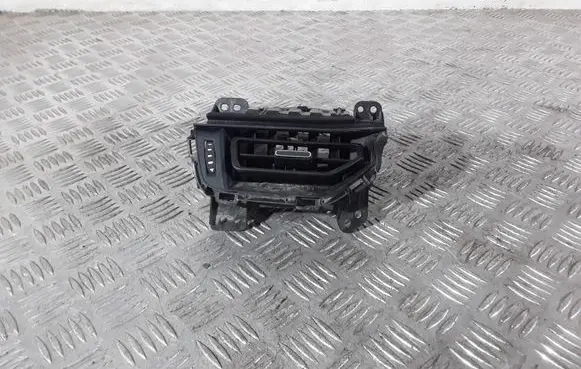 Toyota RAV 4 (XA50) Dash center air vent grill 4556432190 5567042190 4556532191