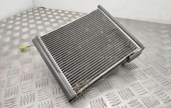 Suzuki SX4 Air conditioning (A/C) radiator (interior) 