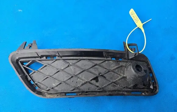 BMW X3 F25 Front bumper lower grill 7249595