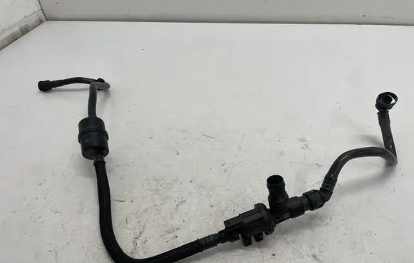 BMW 3 F30 F35 F31 Vacuum line/pipe/hose 7643106