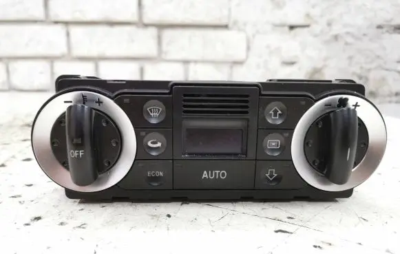 Audi TT Mk1 Climate control unit