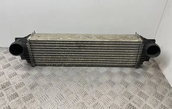 BMW 5 F10 F11 Intercooler radiator 7805629 17517805629