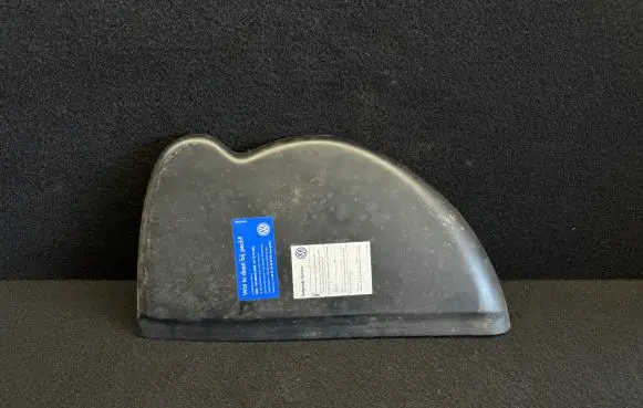 Volkswagen PASSAT B5.5 Dashboard side end trim 3B0858035