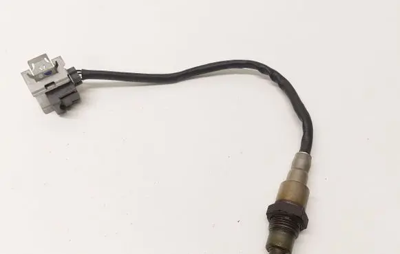 Mercedes-Benz CLA C117 X117 W117 Lambda probe sensor A0075426318