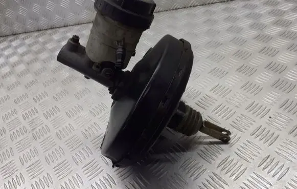 Volvo S40, V40 Brake booster 30884422