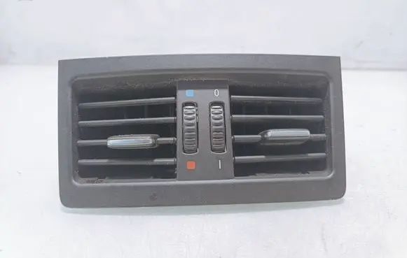BMW 3 E90 E91 Rear air vent grill 7129556 6932024 6932023