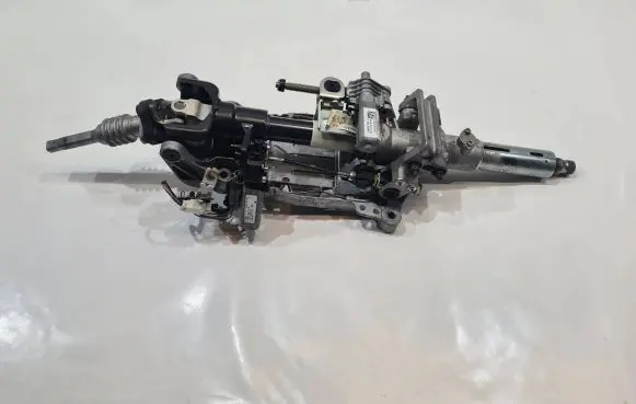 Jeep Grand Cherokee Steering wheel axle