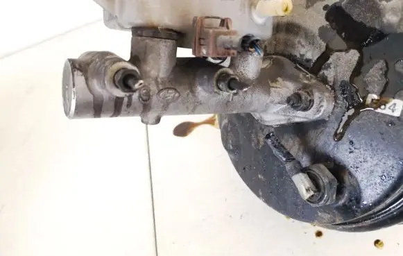 Hyundai Trajet Master brake cylinder 1bm1110423
