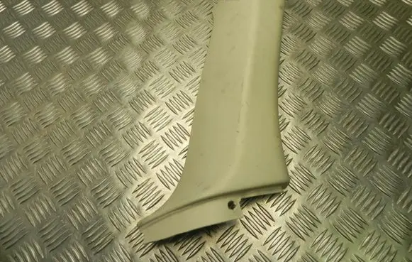 Land Rover Range Rover Sport L320 (C) pillar trim 631240102 T335