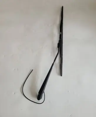 Mercedes-Benz Vito Viano W638 Front wiper blade arm A9738200144