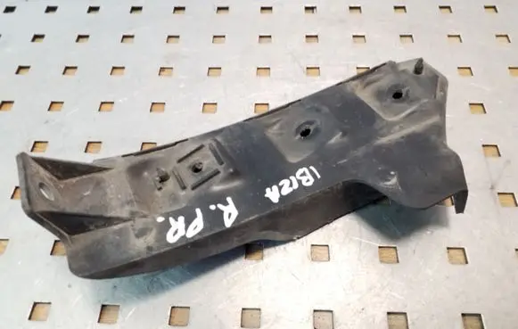 Seat Ibiza III (6L) Front bumper mounting bracket 6L0807184