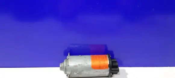 Saab 9000 CS Seat adjustment motor 4054078