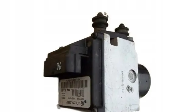 Volkswagen PASSAT B6 ABS Pump 3C0614095P
