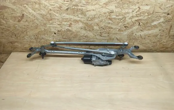 Front wiper linkage and motor