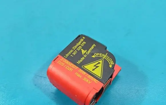 Ford Mondeo Mk III Xenon bulb 1307329076 IMPRK1609702