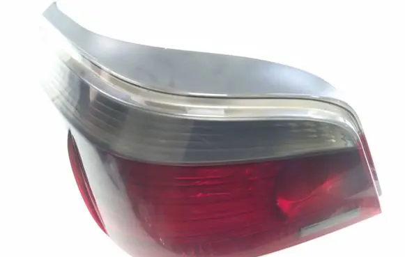 BMW 5 E60 E61 Rear/tail lights 8910767 2VR008