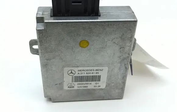 Mercedes-Benz E W211 Phone control unit/module A2118206185