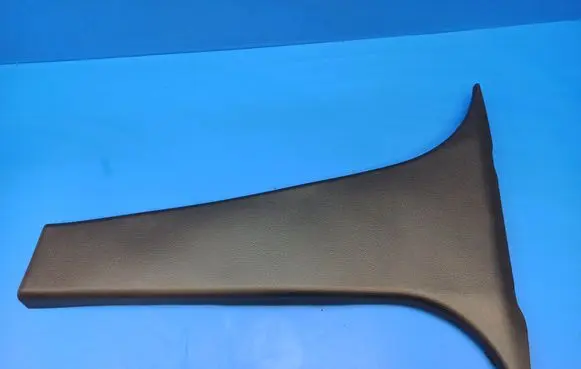 (B) pillar trim (bottom)