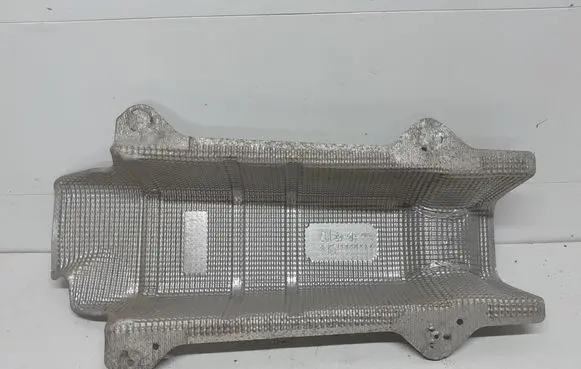 Exhaust heat shield