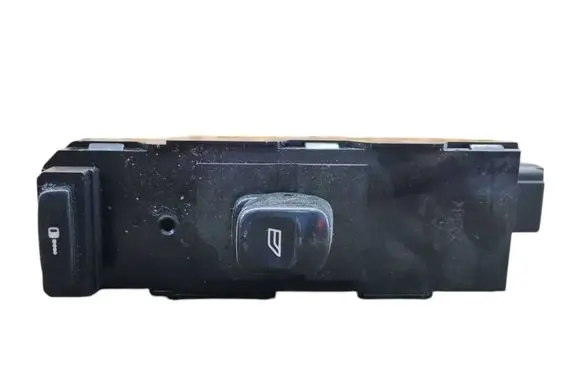 Volvo XC70 Electric window control switch 30658147