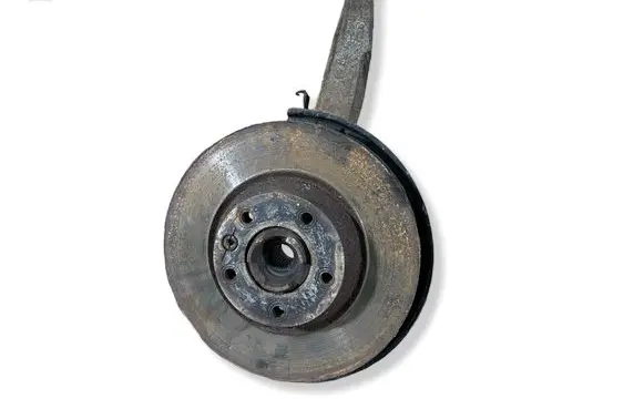 Front wheel hub