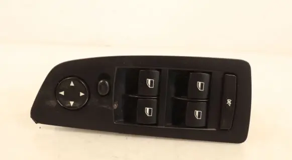 BMW 1 E81 E87 Electric window control switch 6970206-02
