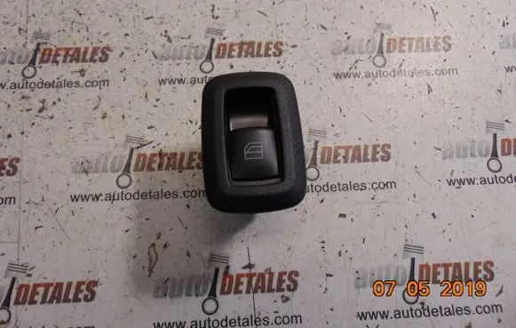 Mercedes-Benz A W169 Electric window control switch A2518200510