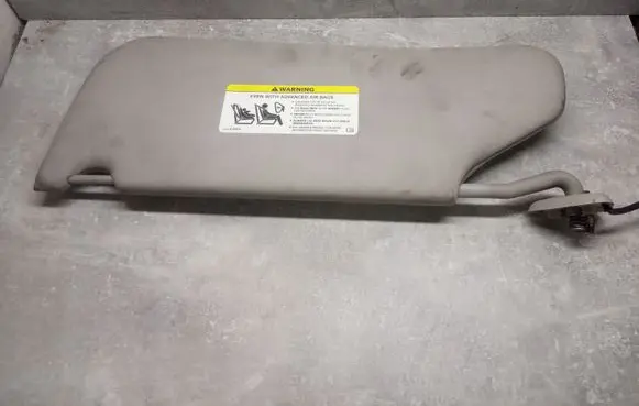 Chrysler 300 - 300C Sun visor