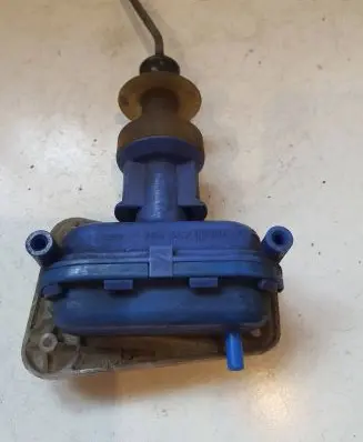 Audi 100 200 5000 C3 Central locking vacuum pump 893862153D