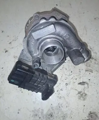 Peugeot 407 Turbo 4U3Q6K682AK